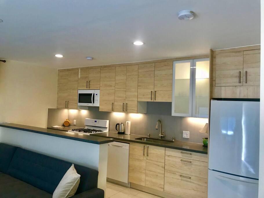 לוס אנג'לס Private Modern Guesthouse With Backyard מראה חיצוני תמונה